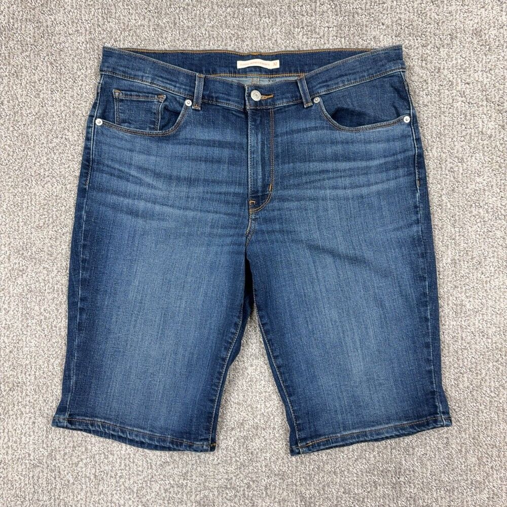 Levis Classic Bermuda Shorts Mens 32 Blue Stretch Denim Casual Jorts Summer